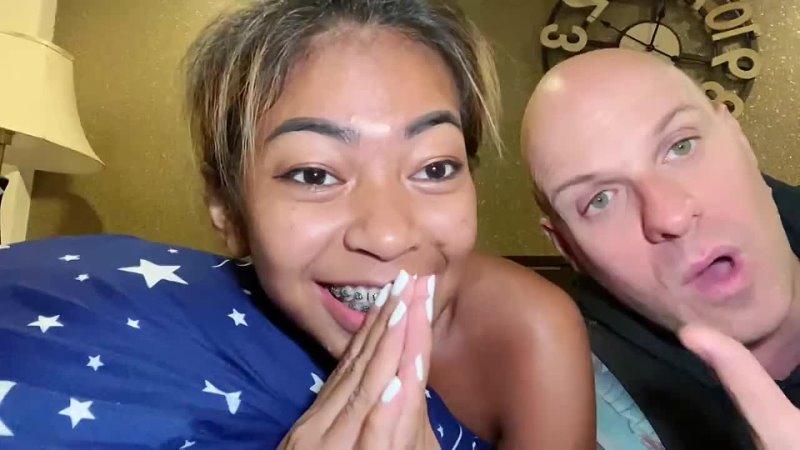 Pattaya thailand live giving benz her donation money irl [2022 05 3]