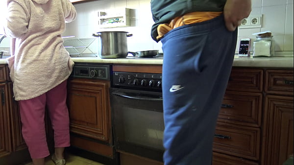 Mature stepmother let's me fuck her hairy pussy in the kitchen